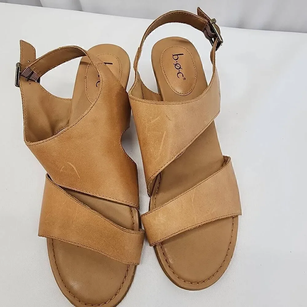 BOC Born Size 10 Womens Sandals Brown Leather Block Heel Adjustable Strap O